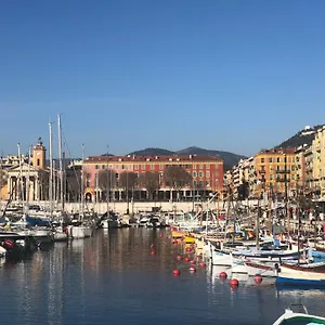 Proche Du Port , Nice France